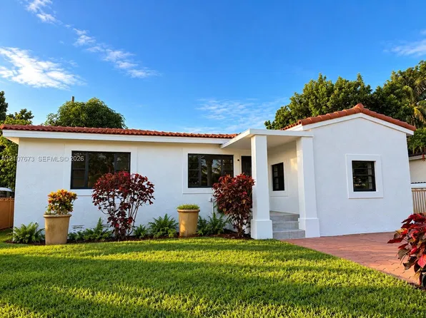 520 NE 111th St, Miami, FL 33161