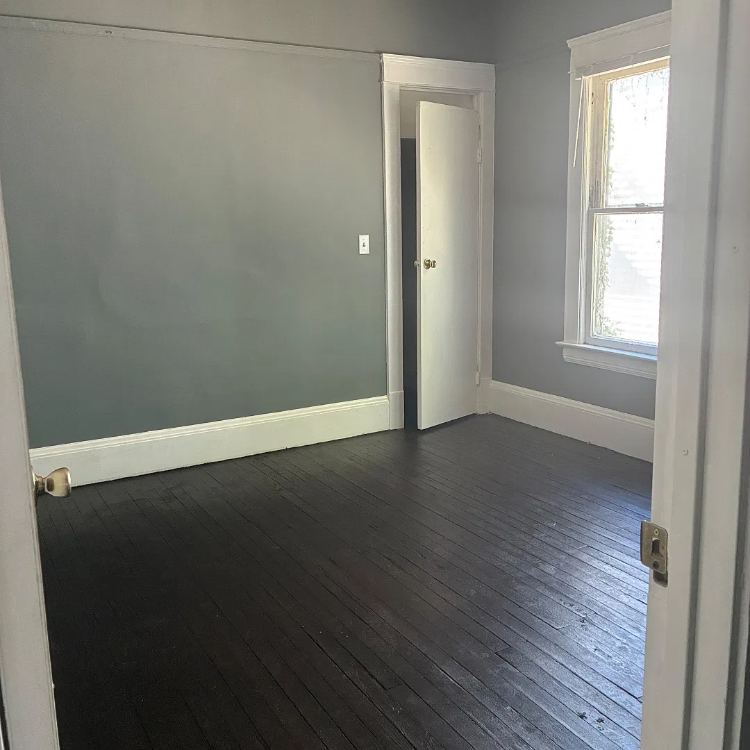 2 bed, 1000 sqft, $1,000 — Photo 2