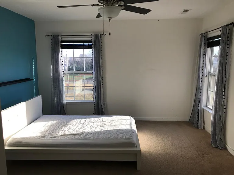 2508 Porter St — Photo 13
