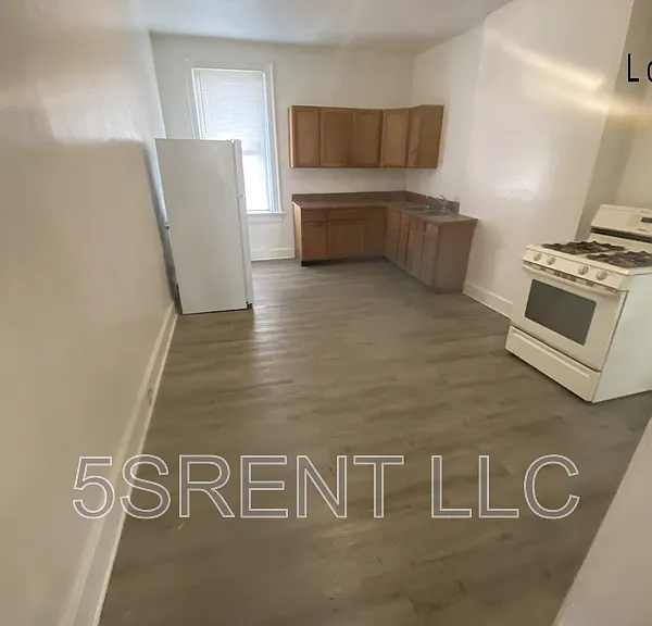 1048 Marshall Ave #5 — Photo 11