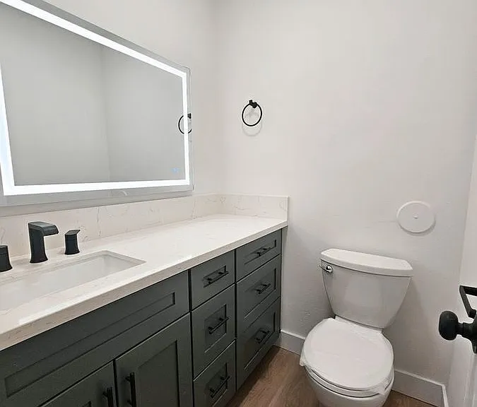 1307 S Ogden Dr #1 — Photo 18