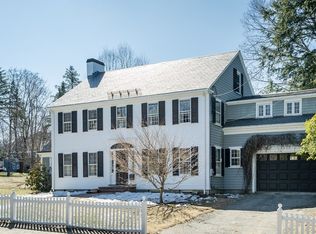 11 Edgewood Rd, Lexington, MA 02420