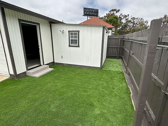 2nd image of 1695 Logan Ave #2