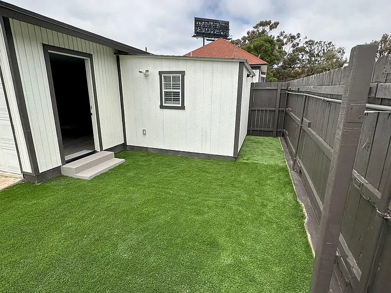 1695 Logan Ave #2 — Photo 2