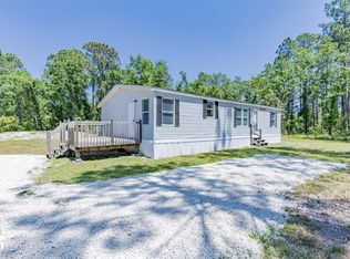 118 Lobster Pl, Palatka, FL 32177