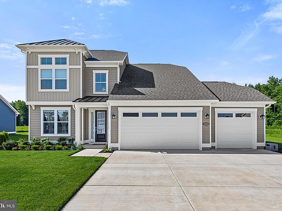 3rd image of 25083 Scarborough Ln
