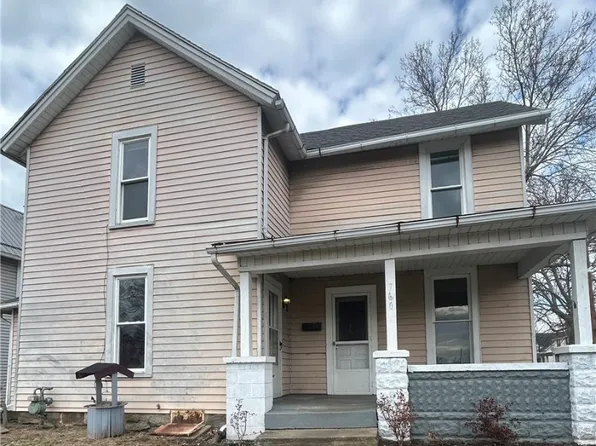 760 Elm St, Coshocton, OH 43812