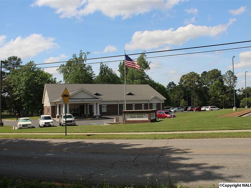 2nd image of Washington St