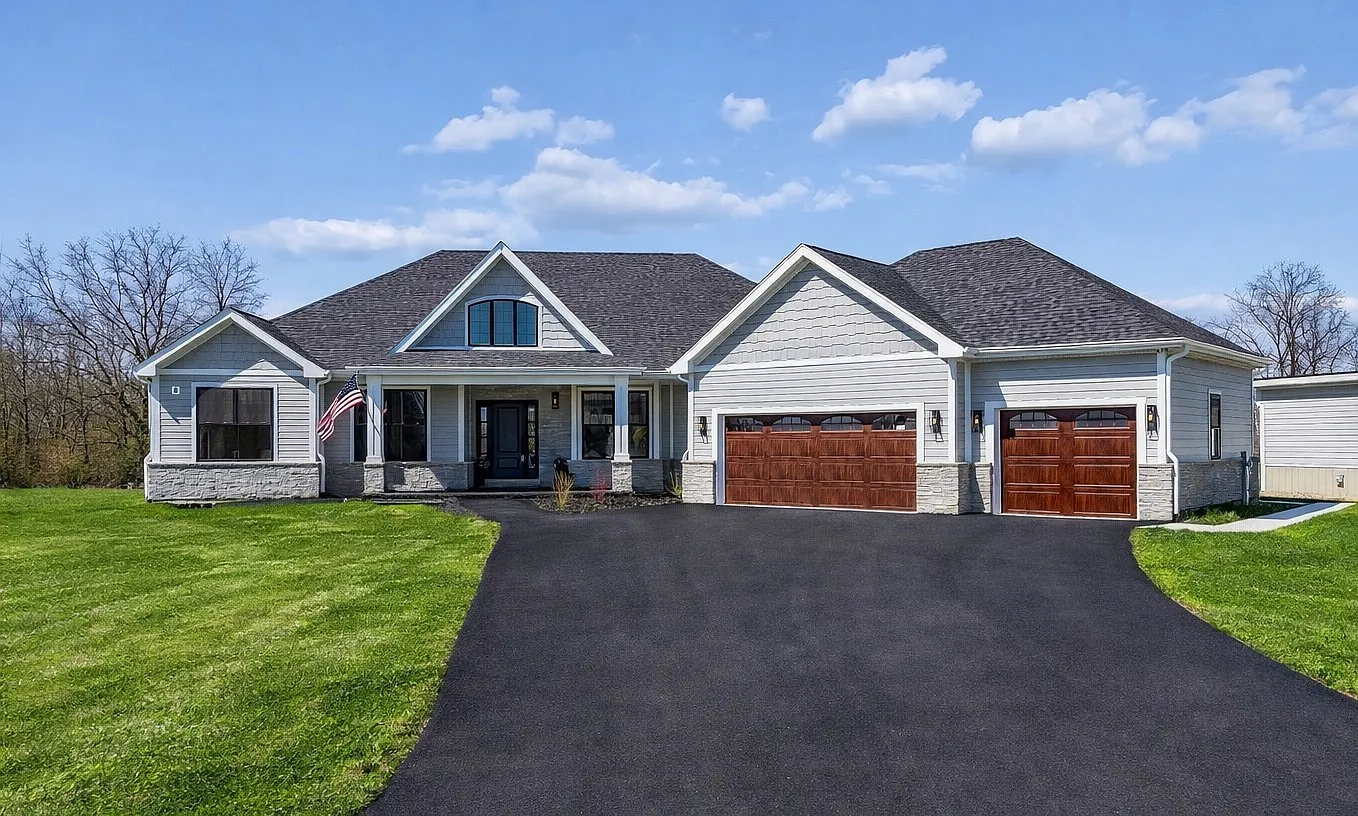 10408 Henning Dr photo 1