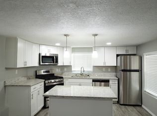 4916 Moore Cir, Los Lunas, NM 87031