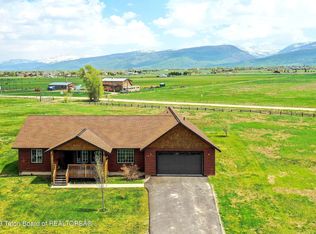 1054 Canoe Loop, Victor, ID 83455