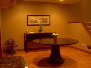 102 Windsor Ln, New Brighton, MN 55112
