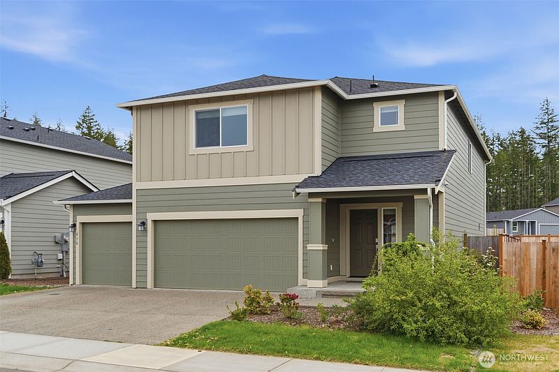 2nd image of 430 NE Ridge Point Boulevard