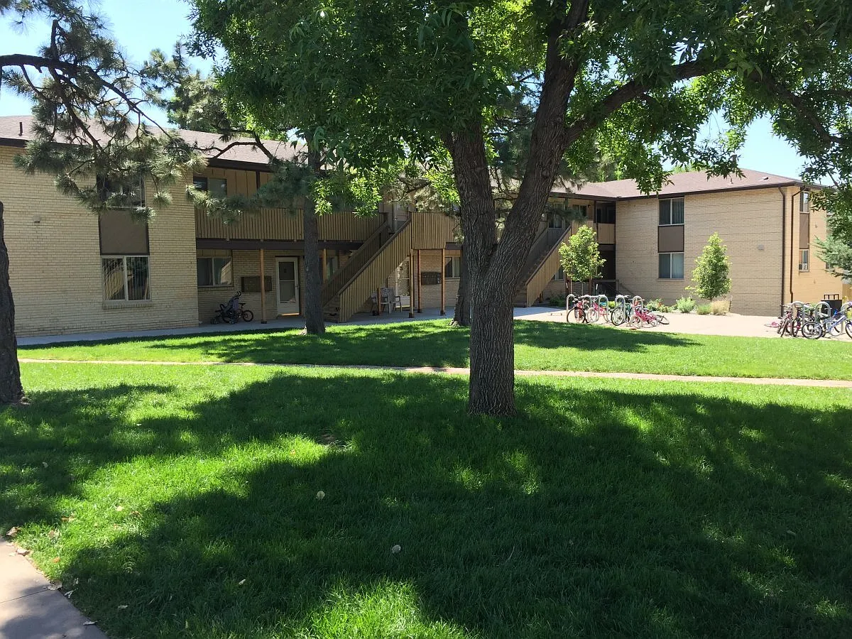 Building Photo - 7670 W 61st Ave