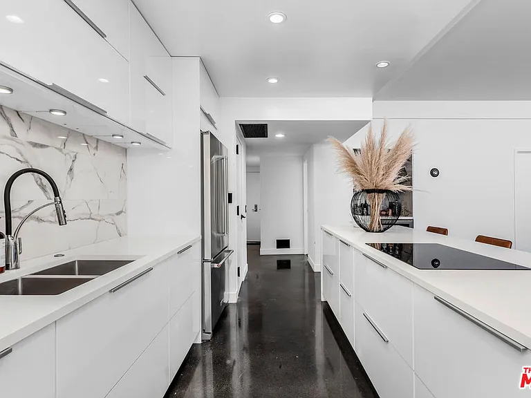 7250 Franklin Ave #116 — Photo 7