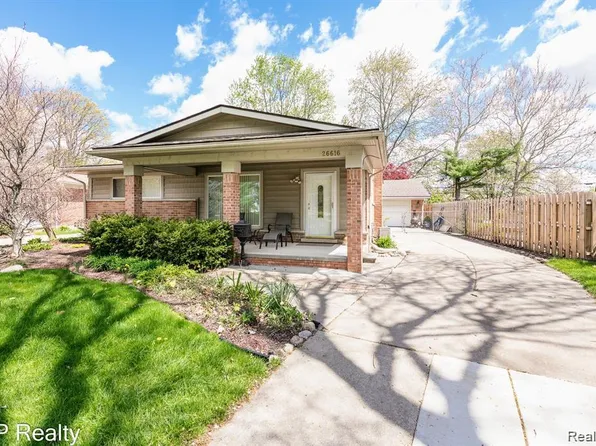 26616 Rouge River Dr, Dearborn Heights, MI 48127