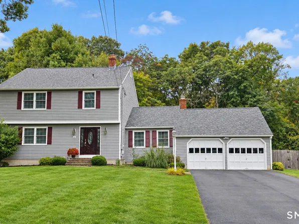 22 Briarwood Drive, Guilford, CT 06437