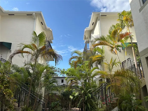 2850 Coconut Ave, Miami, FL
