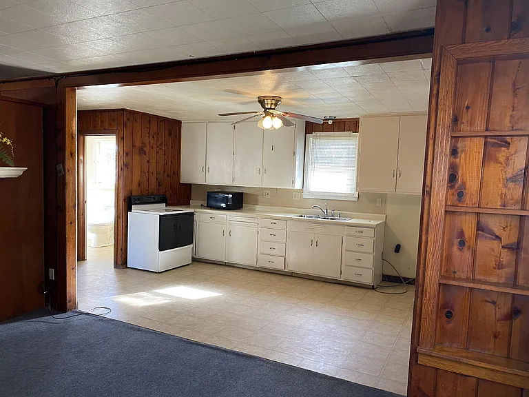 339 N Abbie St #1 — Photo 13