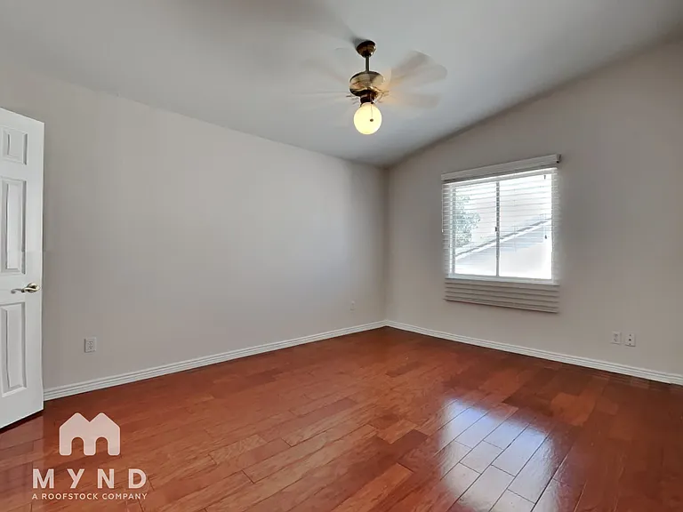5623 E Grandview Rd — Photo 26