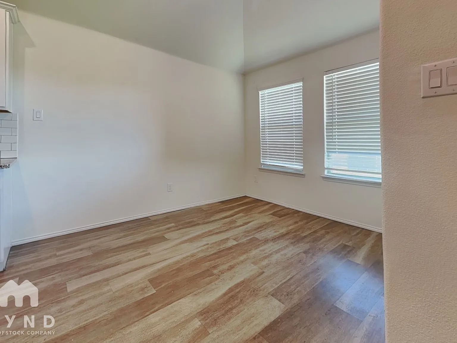 4 bed, 2.0 bath, 1822 sqft, $2,450 — Photo 4