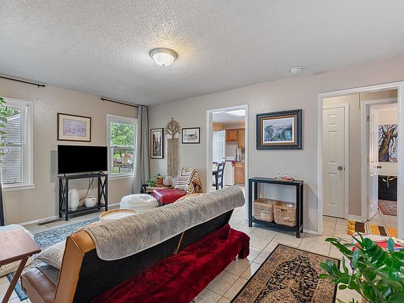 3rd image of 2515 North Dr