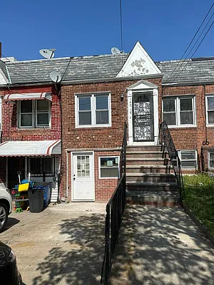 Rented by R New York | media 8