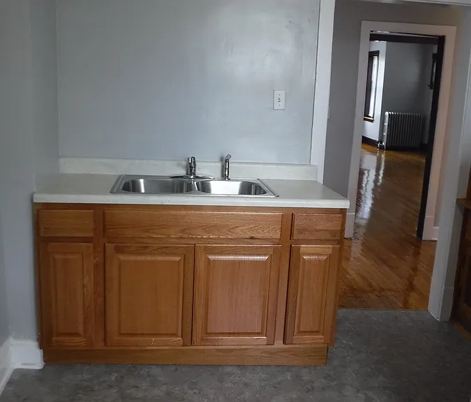 9548 S Prairie Ave #3 — Photo 10
