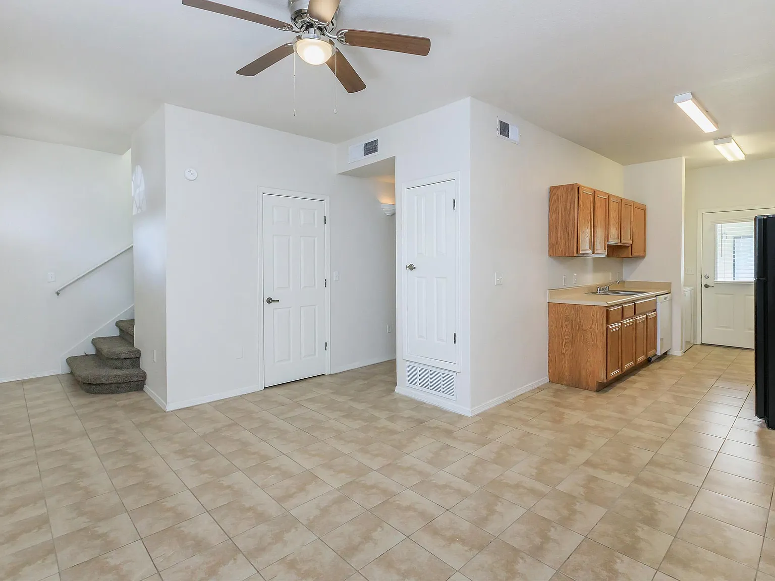Spanish Creek Townhomes — Photo 1