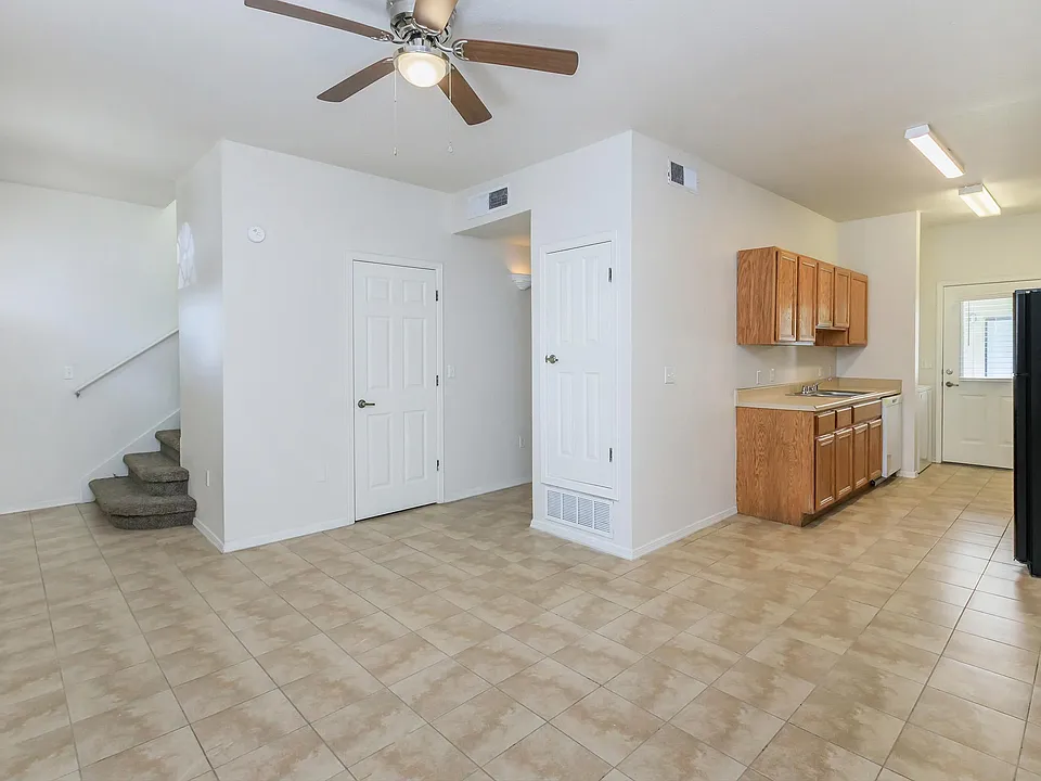 Spanish Creek Townhomes
