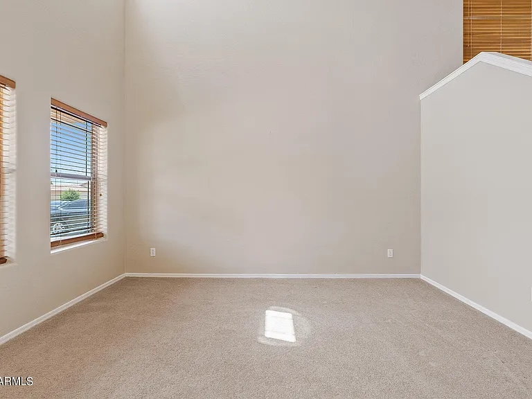 15410 N 169th Ln — Photo 35