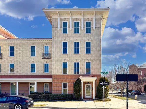 2401 Conoy St, Alexandria, VA 22301