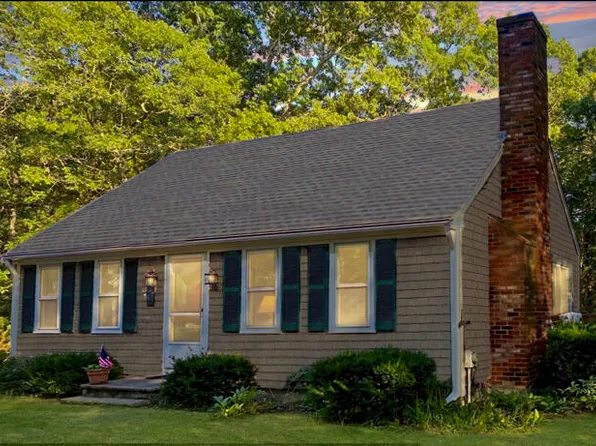 18 Jay Dee Lane, Eastham, MA 02642