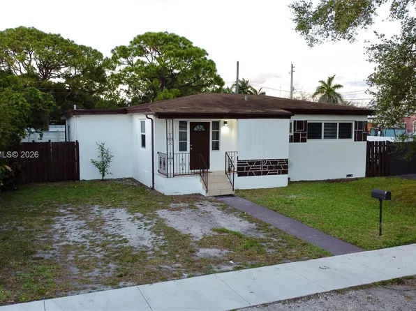 1715 NW 180th Ter, Miami Gardens, FL 33056