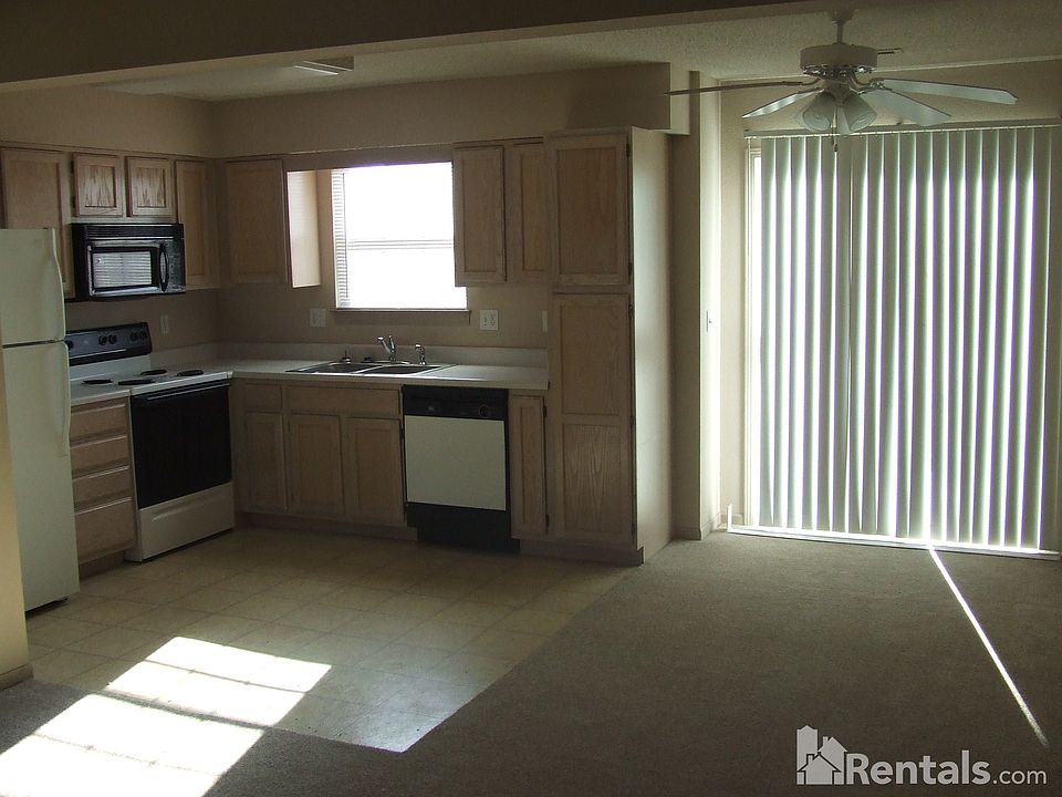 2nd image of 140 Brentwood Dr