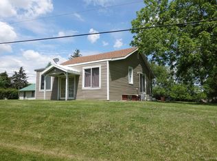 828 200th Ave, Monmouth, IL 61462