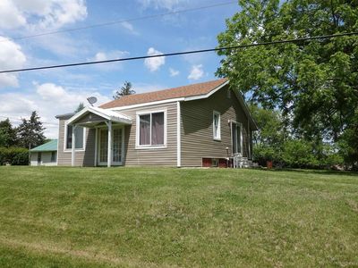 828 200th Ave, Monmouth, IL, 61462