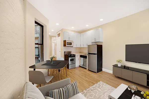 Rented by Corcoran | media 12