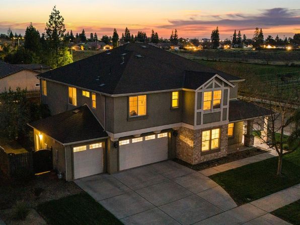 1410 Azalea St, Kingsburg, CA 93631