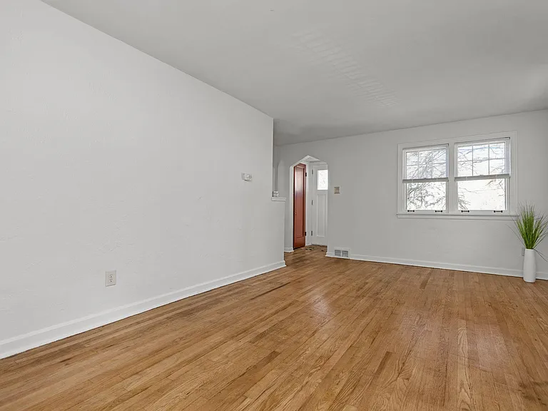 255 Gilkeson Rd — Photo 6