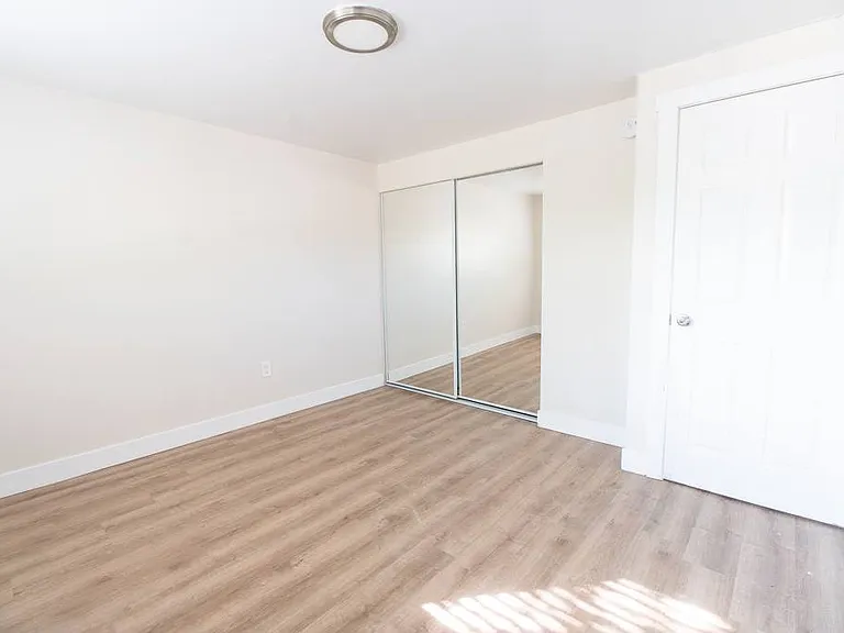 5220 W 5th Ave — Photo 11