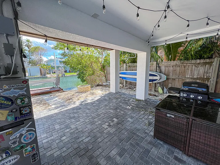 37 Palm Dr — Photo 22