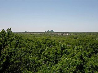 800 Crowley Rd, Arlington, TX 76012