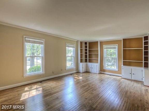 4th image of 15 Woodlawn Ter