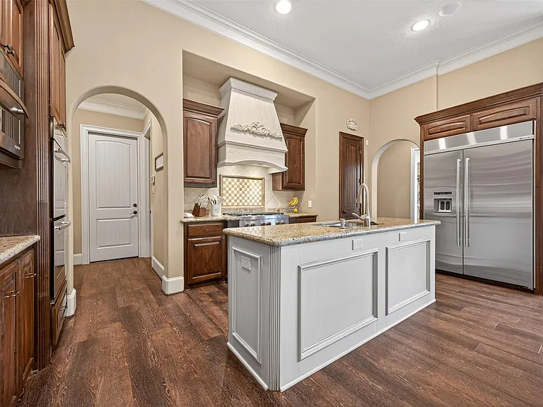 7414 Dayhill Dr — Photo 19