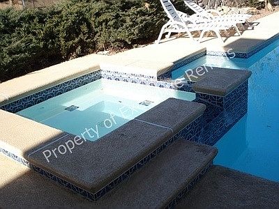 1st image of 931 Lantana Ave