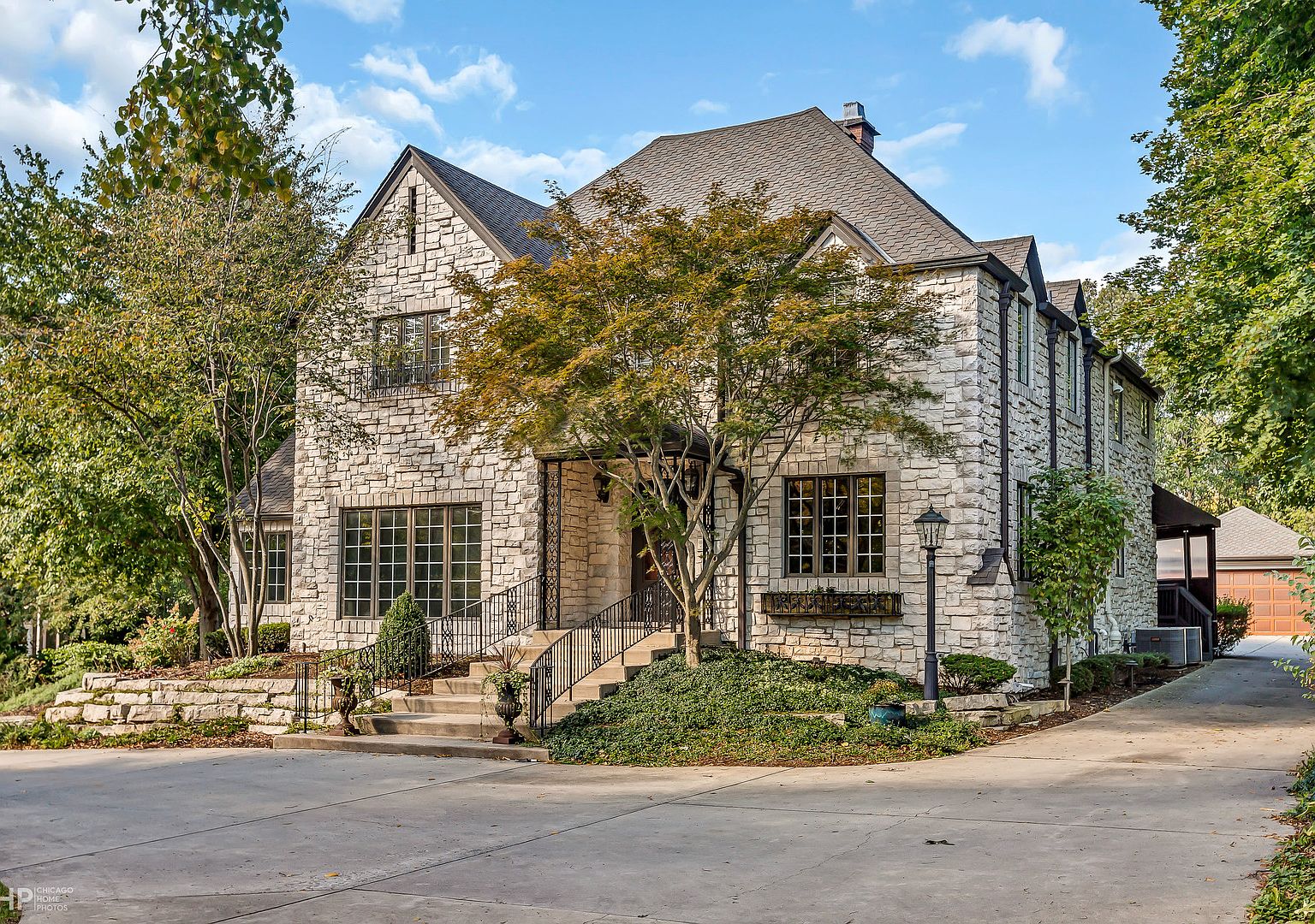 24 N Oak St, Crystal Lake, IL 60014 Zillow