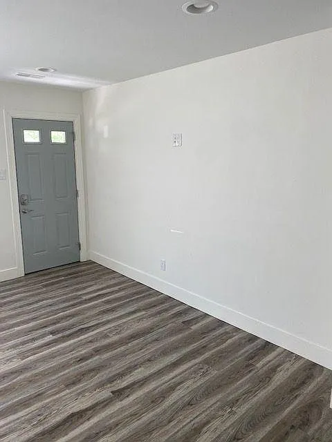 3 bed, 1270 sqft, $1,750 — Photo 2