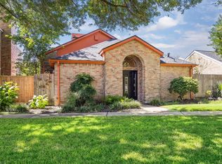 2721 S Glen Haven Blvd, Houston, TX 77025