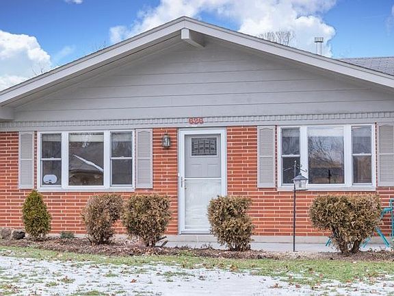 3rd image of 626 Oakdale Dr